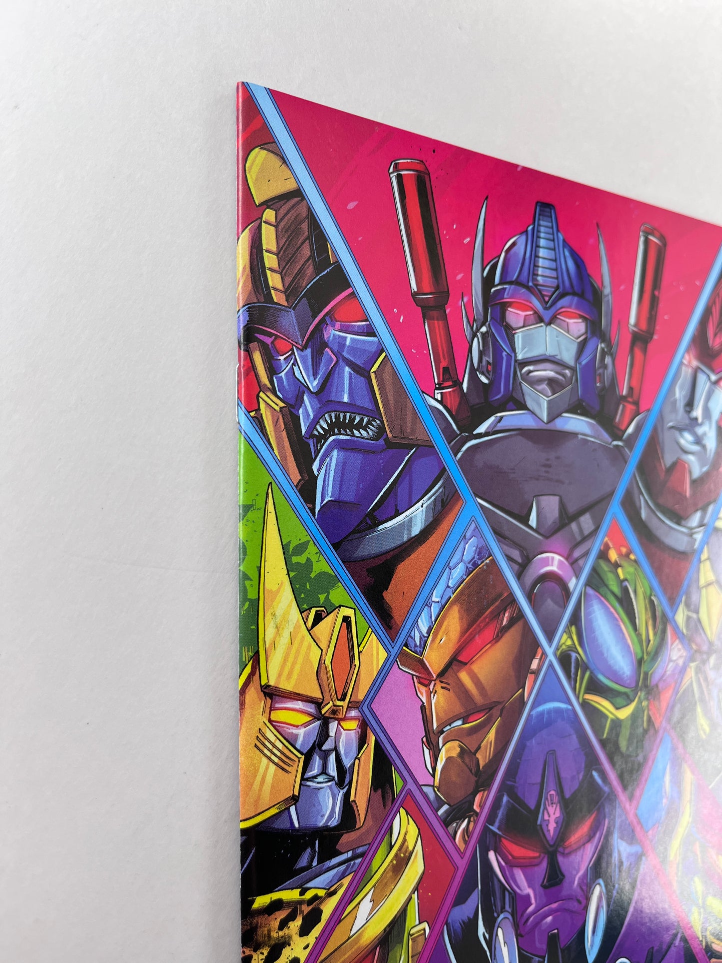 Transformers: Beast Wars #1 1:10 Fico Ossio Variant Edition A (Feb 2021)