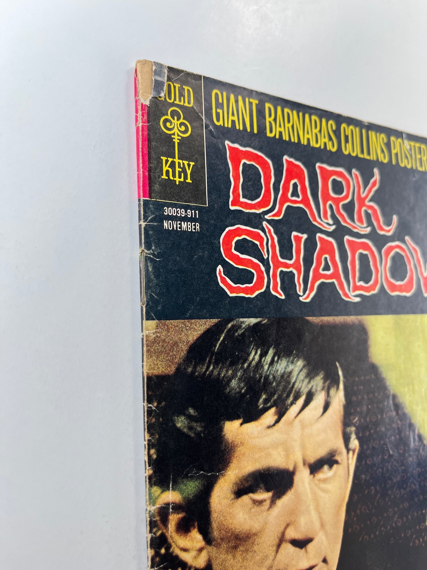 Dark Shadows #3 (Nov 1969) (Poster Included But Detached)