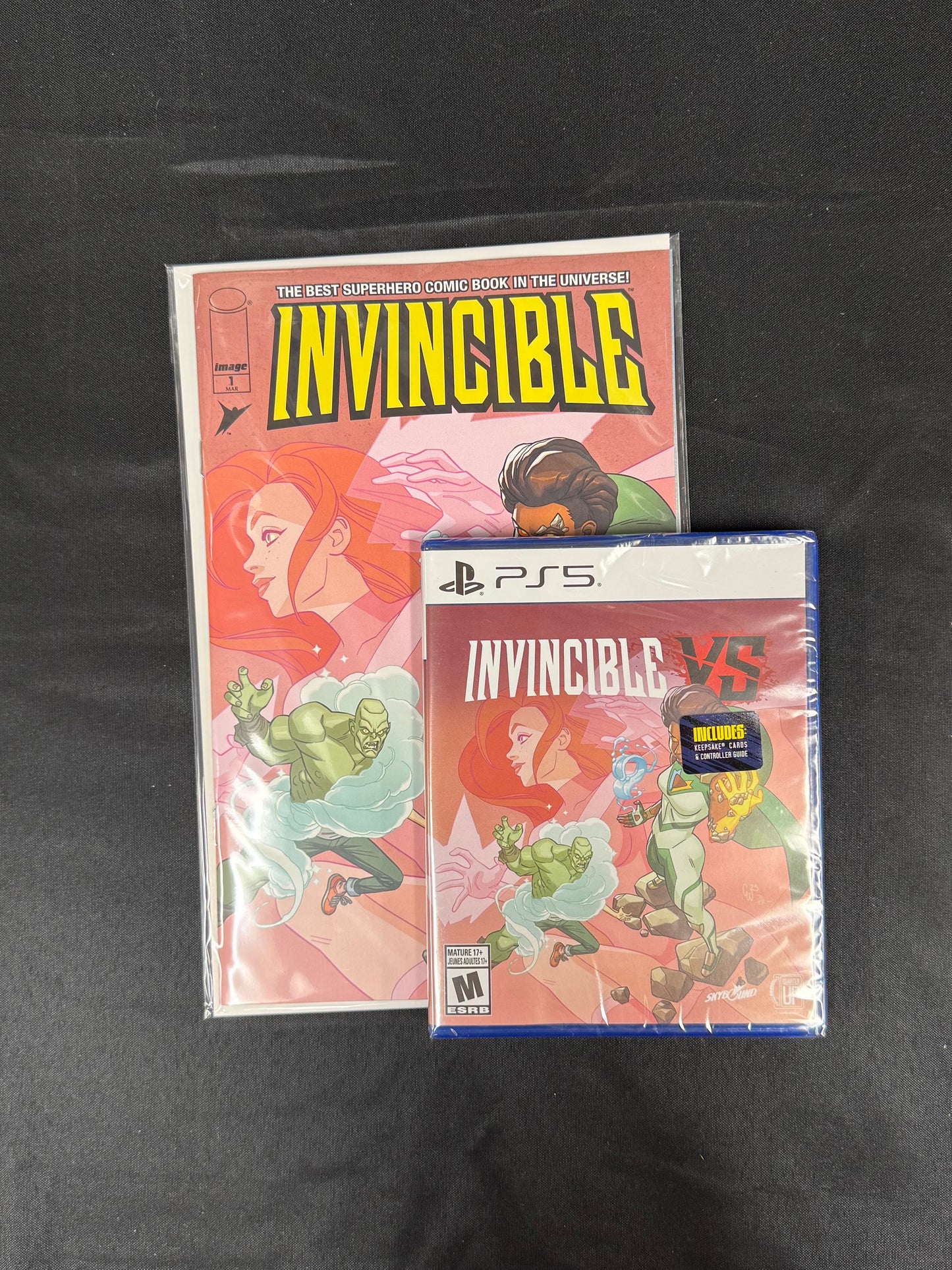 INVINCIBLE VS PS5 LUNAR EXCLUSIVE (🔥INCLUDES ULTRA RARE COMIC)🔥STANDARD EDITION BUNDLE (MR) (Limit 1 Per Cover) (rel:04/30)