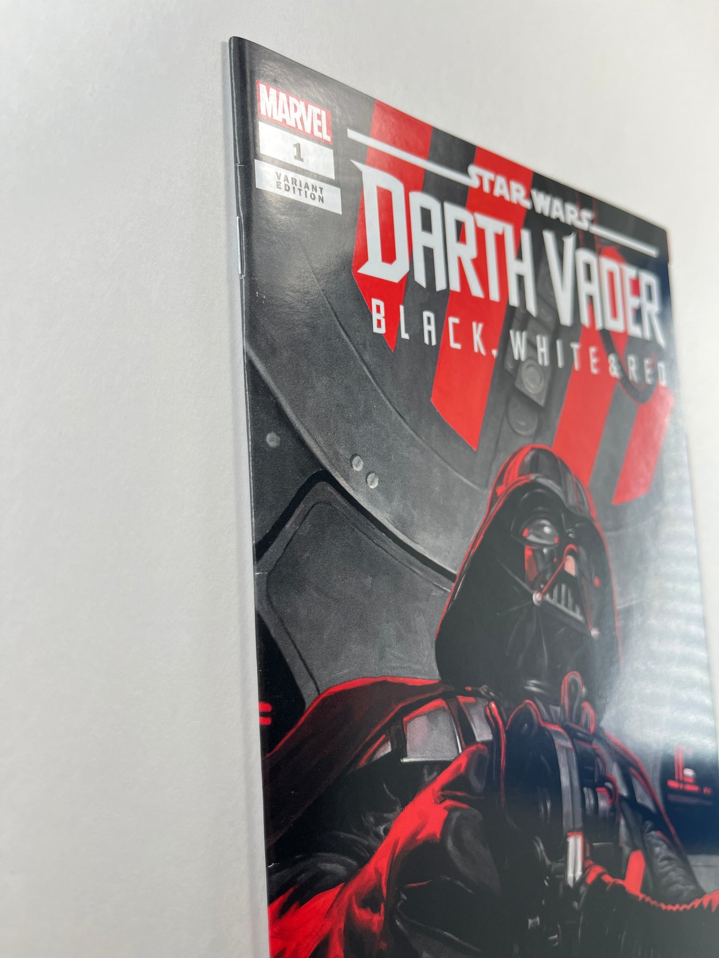 Star Wars: Darth Vader – Black, White & Red #1 East Side Comics Erik M. Gist Variant (Jun 2023)