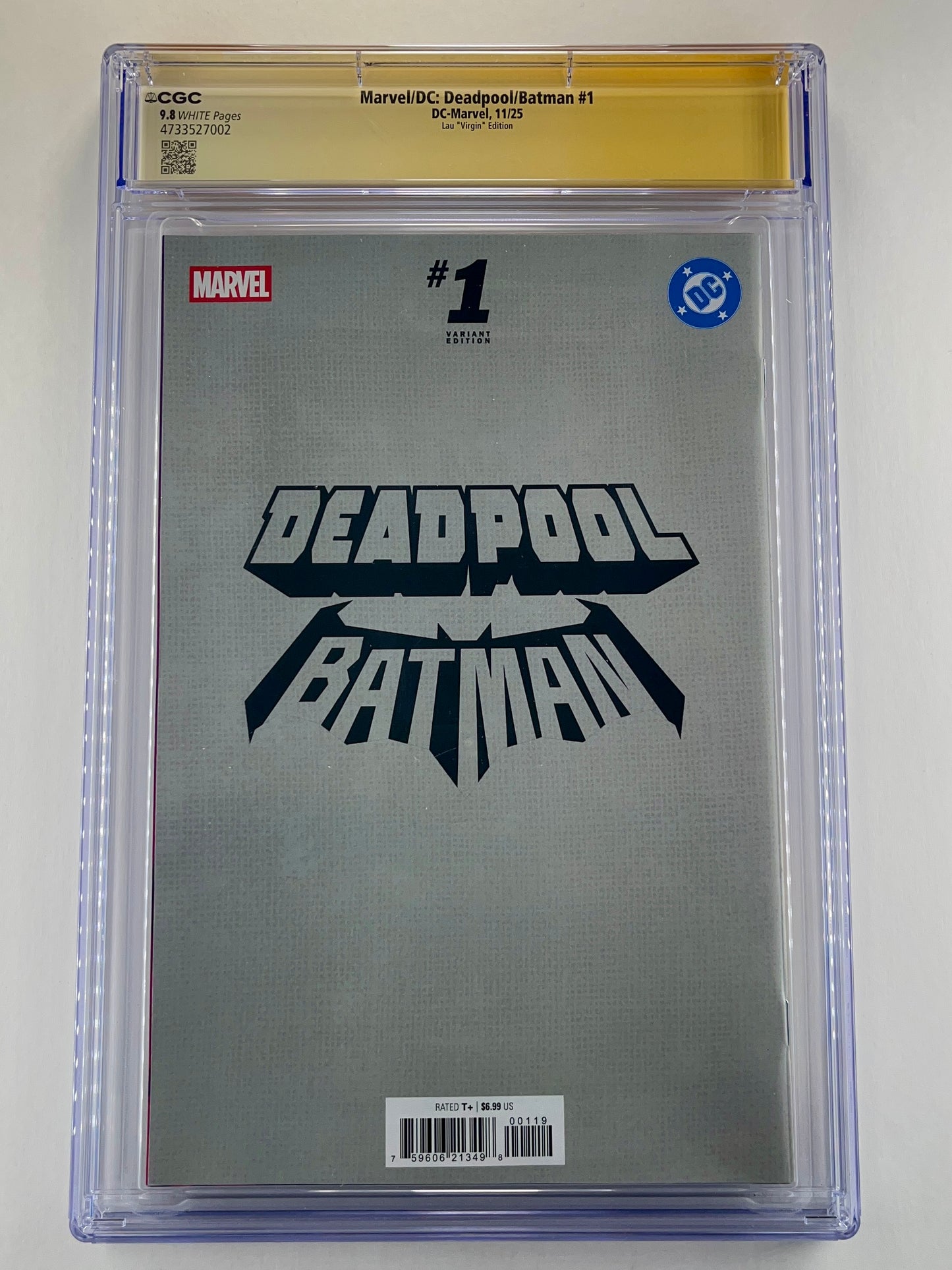Marvel/DC: Deadpool/Batman #1 1:100 Stanley 'Artgerm' Lau Virgin Variant CGC 9.8 (Nov 2025) (Signed by Stanley "Artgerm" Lau)