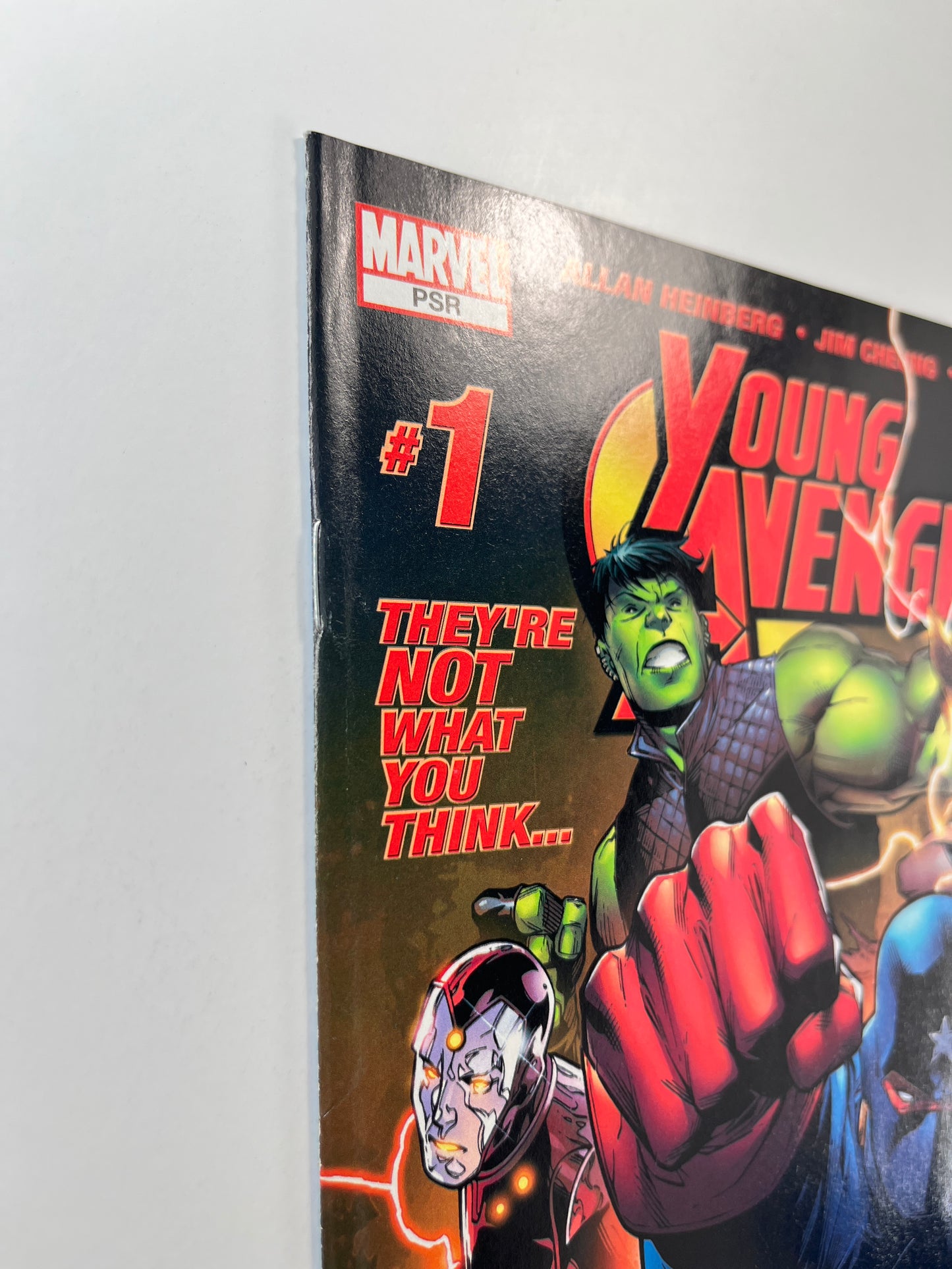Young Avengers #1 (Apr 2005)