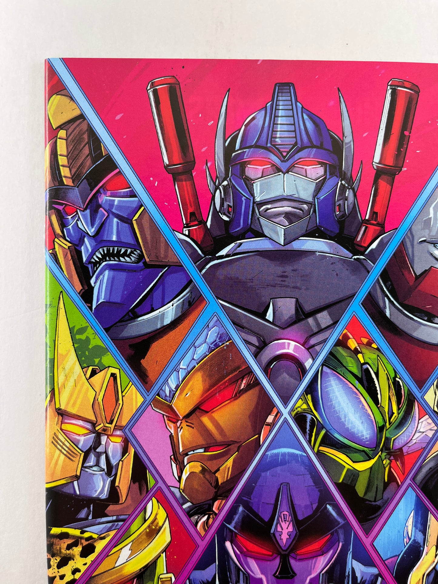 Transformers: Beast Wars #1 1:10 Fico Ossio Variant Edition A (Feb 2021)
