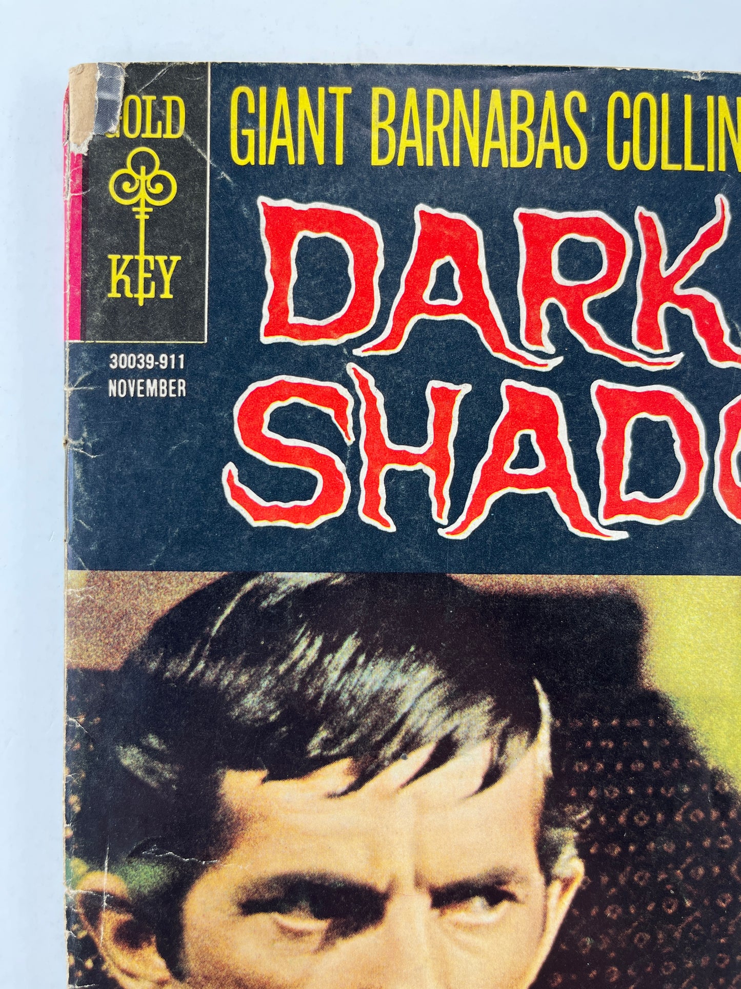 Dark Shadows #3 (Nov 1969) (Poster Included But Detached)