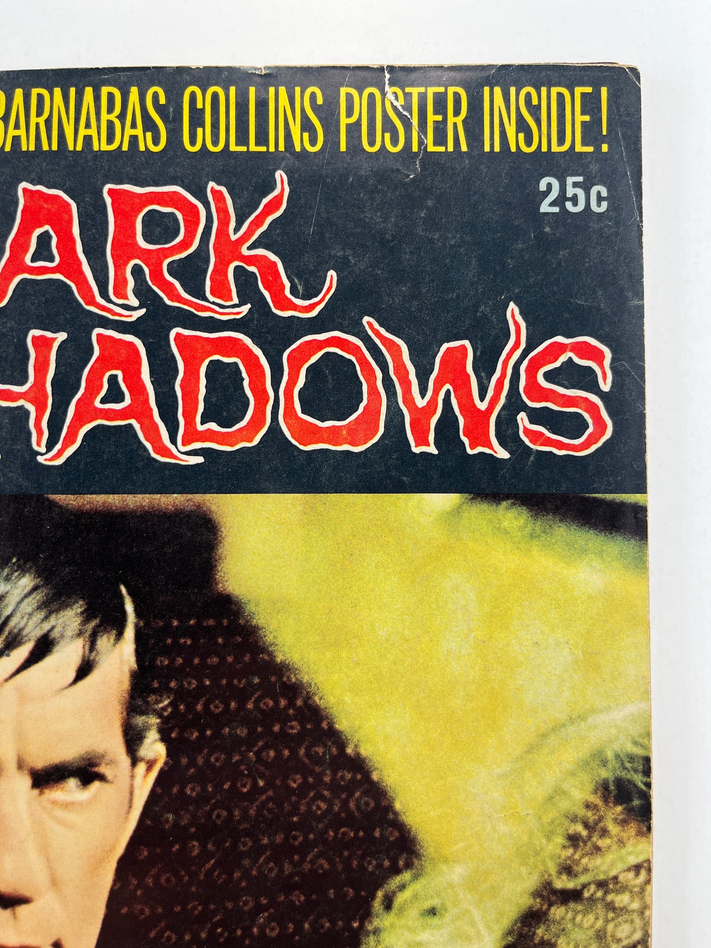 Dark Shadows #3 (Nov 1969) (Poster Included But Detached)