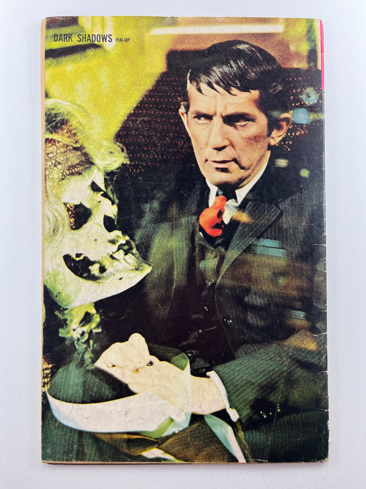 Dark Shadows #3 (Nov 1969) (Poster Included But Detached)