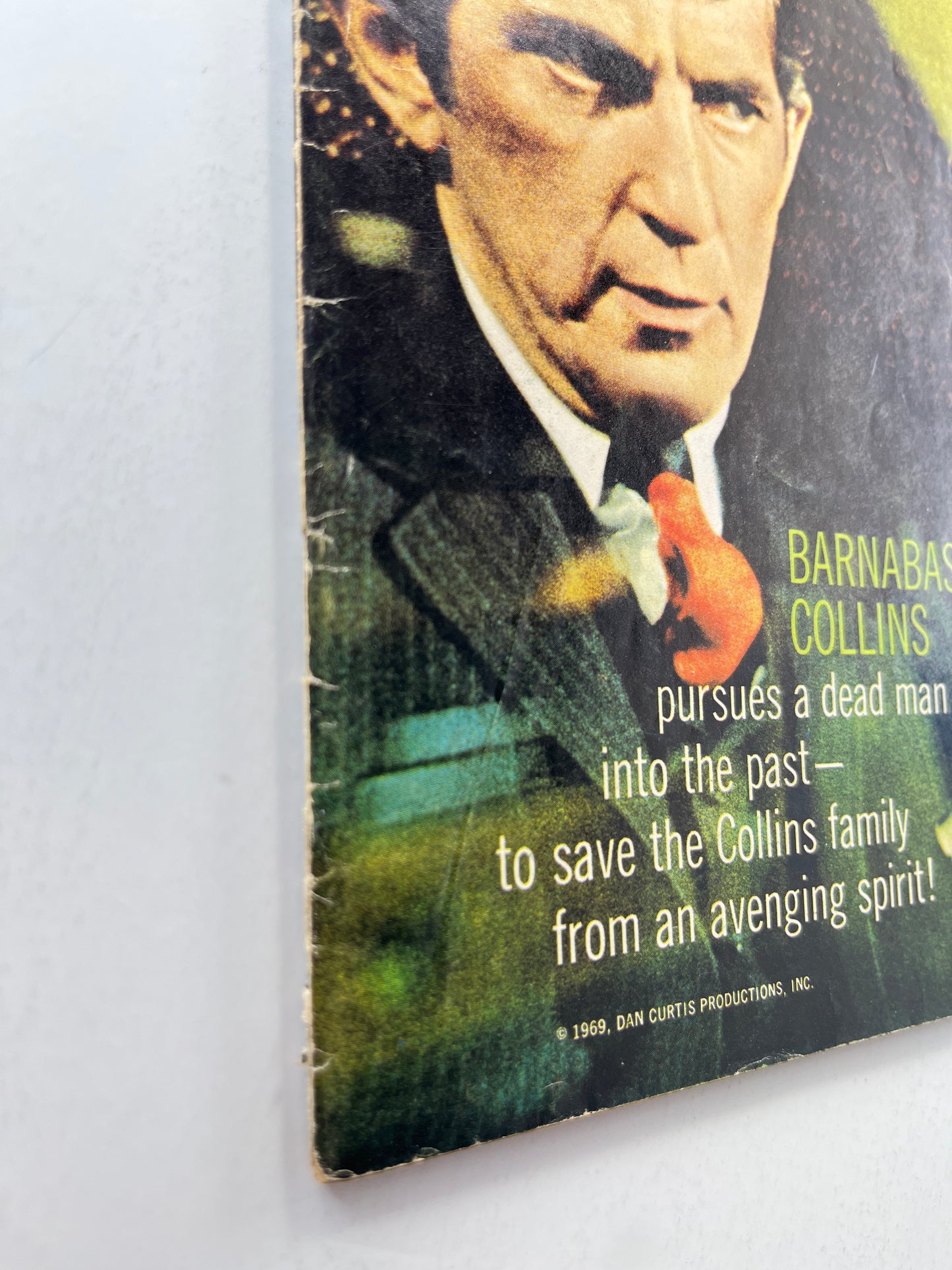 Dark Shadows #3 (Nov 1969) (Poster Included But Detached)