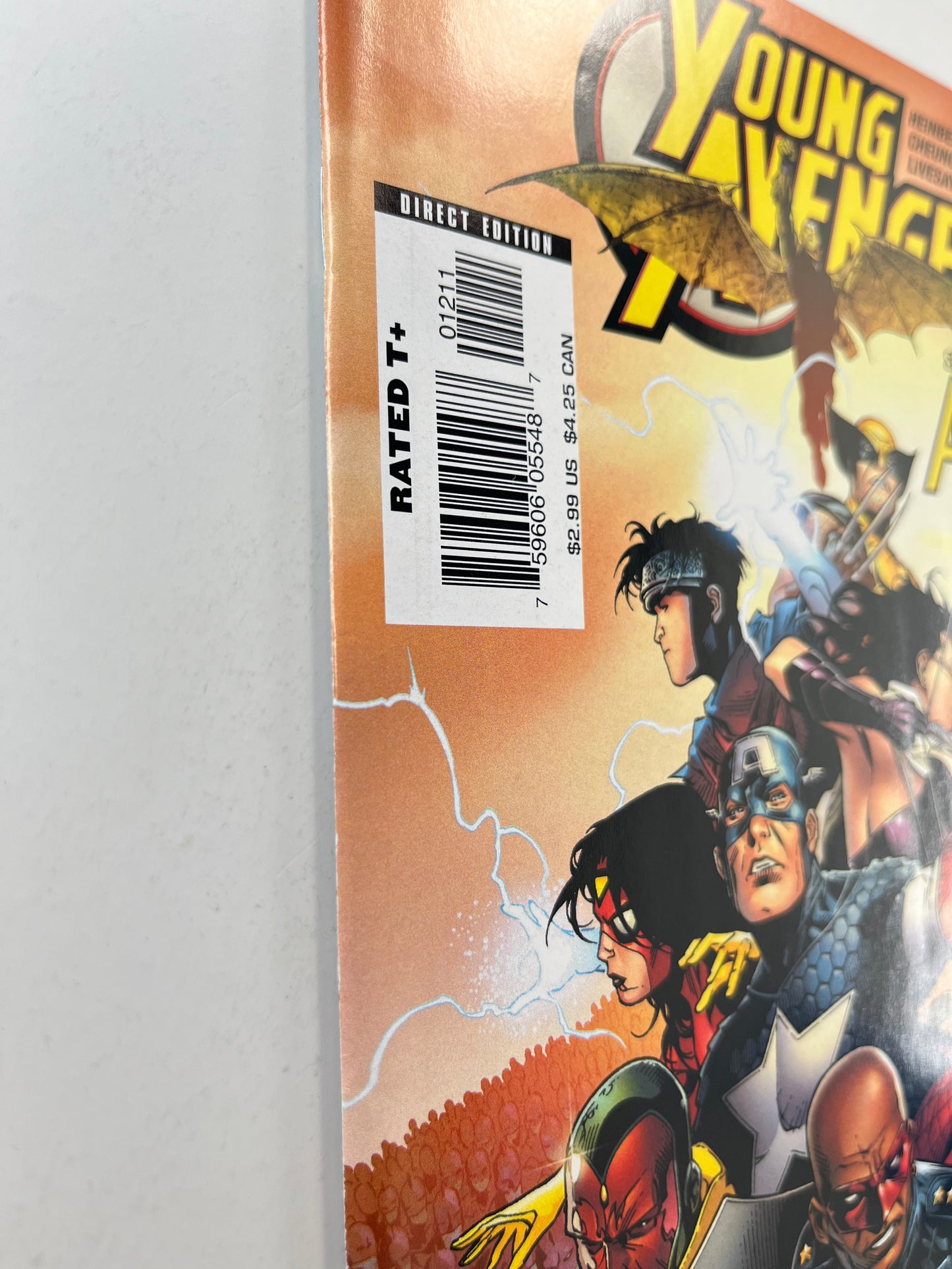 Young Avengers #12 (Aug 2006) (1st Kate as Hawkeye)