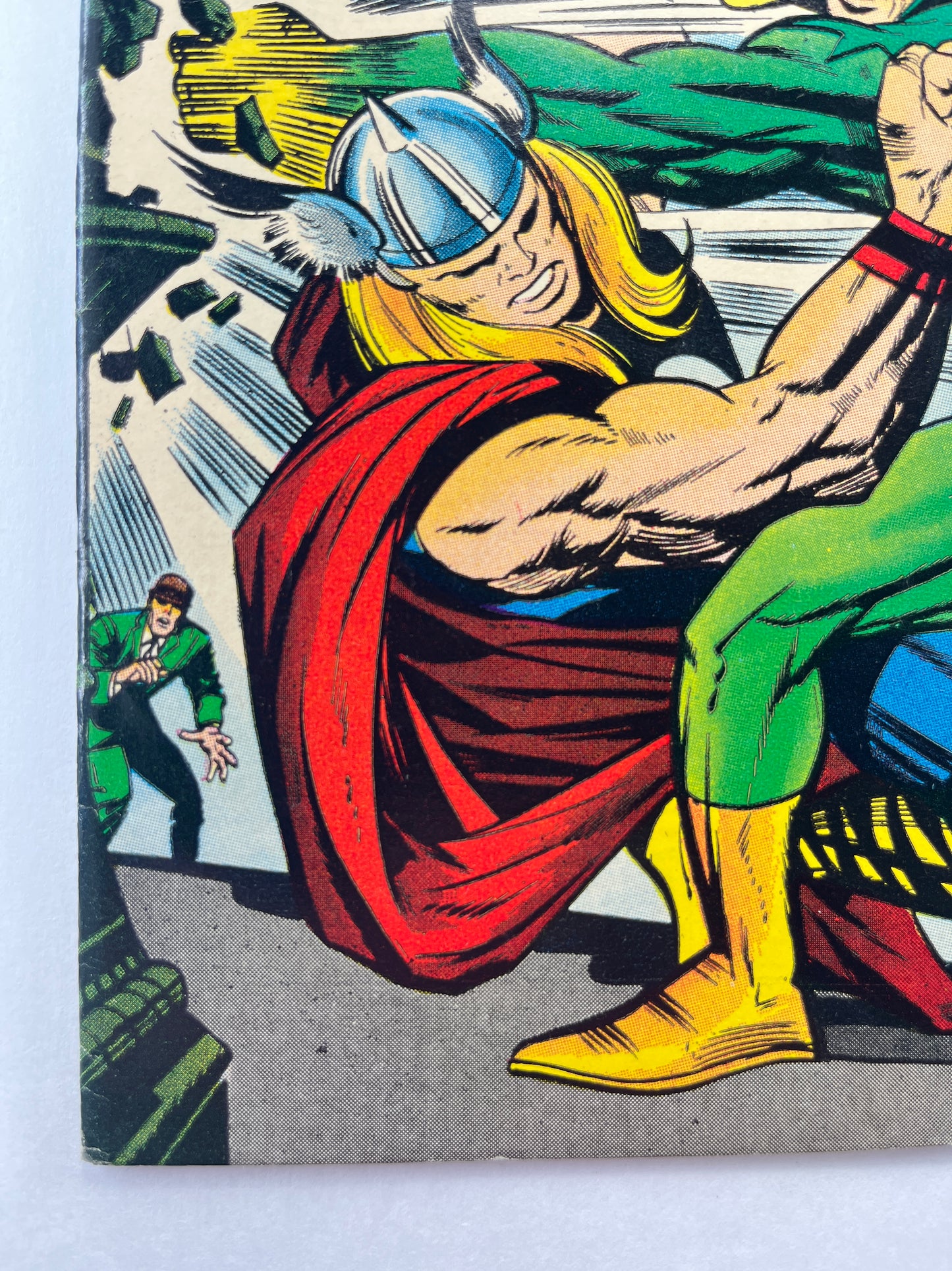 Thor #147 (Dec 1967) PRINT ERROR NEVER RECEIVED BOTTOM STAPLE