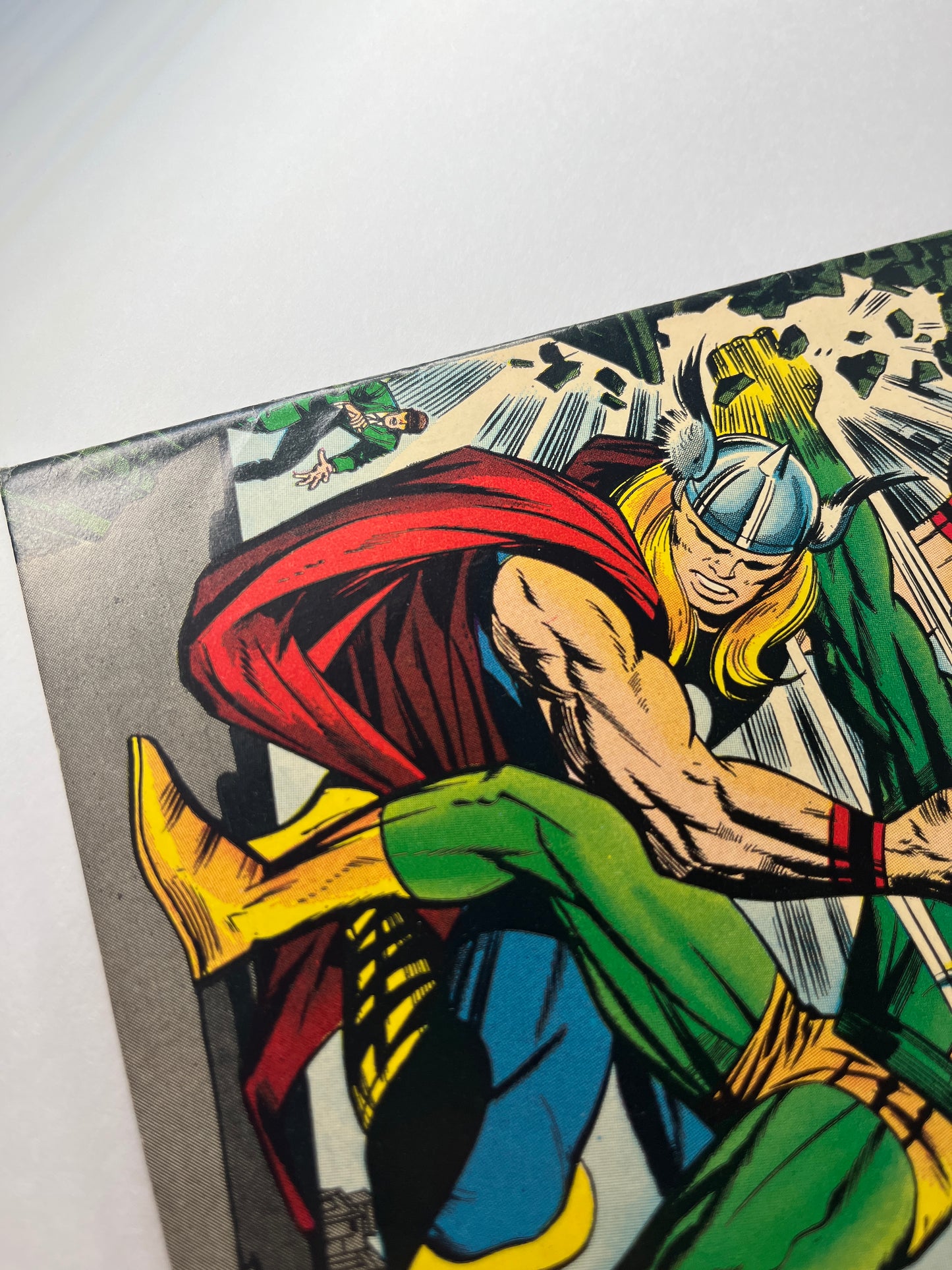 Thor #147 (Dec 1967) PRINT ERROR NEVER RECEIVED BOTTOM STAPLE