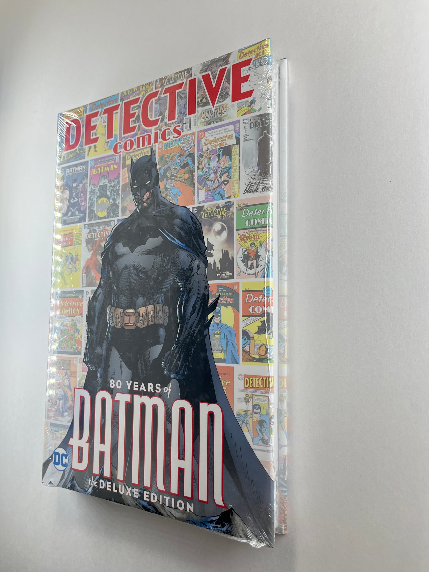 Detective Comics: 80 Years of Batman – The Deluxe Edition HC (2019)