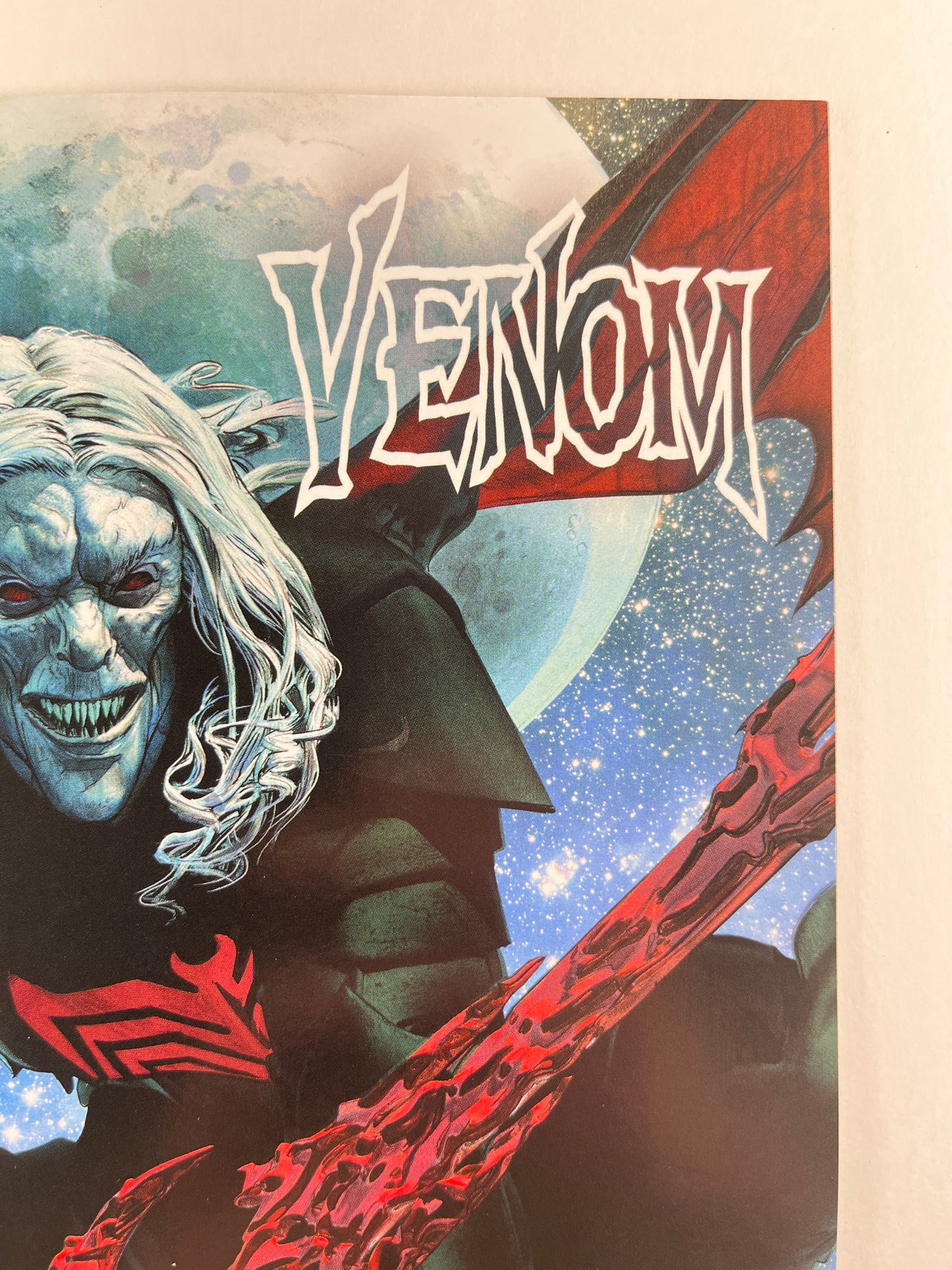 Venom #31 Mike Mayhew Variant A (Feb 2021) (Signed by Mike Mayhew)