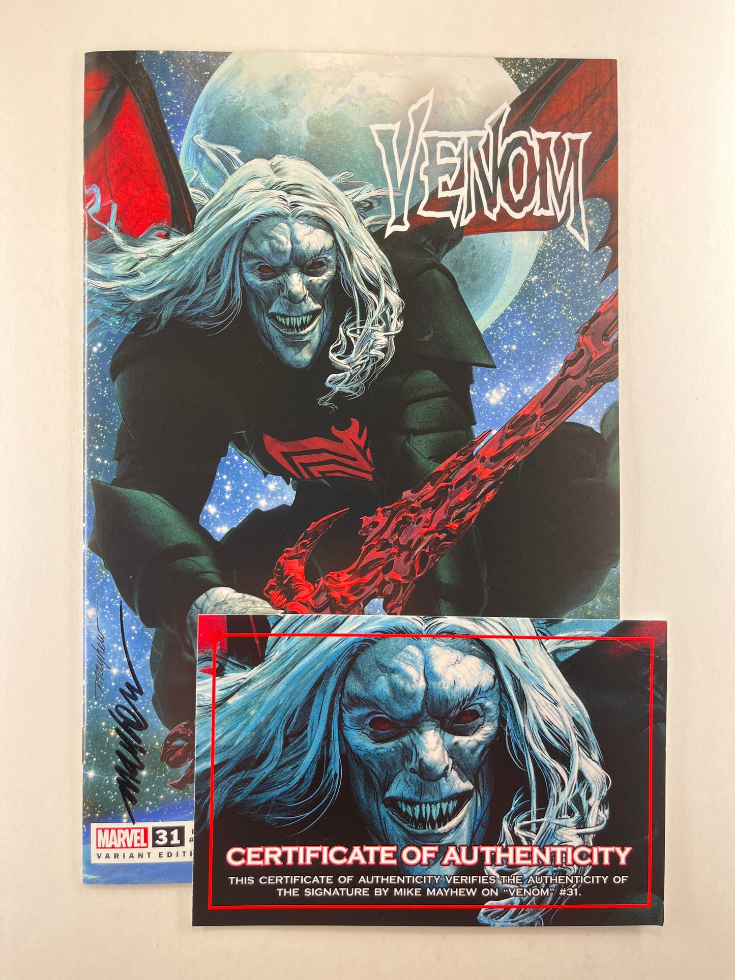 Venom #31 Mike Mayhew Variant A (Feb 2021) (Signed by Mike Mayhew)