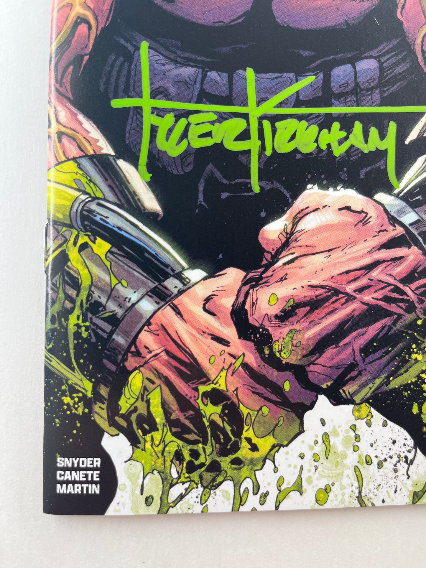 Absolute Batman #18 Unknown Comics Tyler Kirkham Battle Damaged Variant (May 2026) (Signed by Tyler Kirkham with COA)