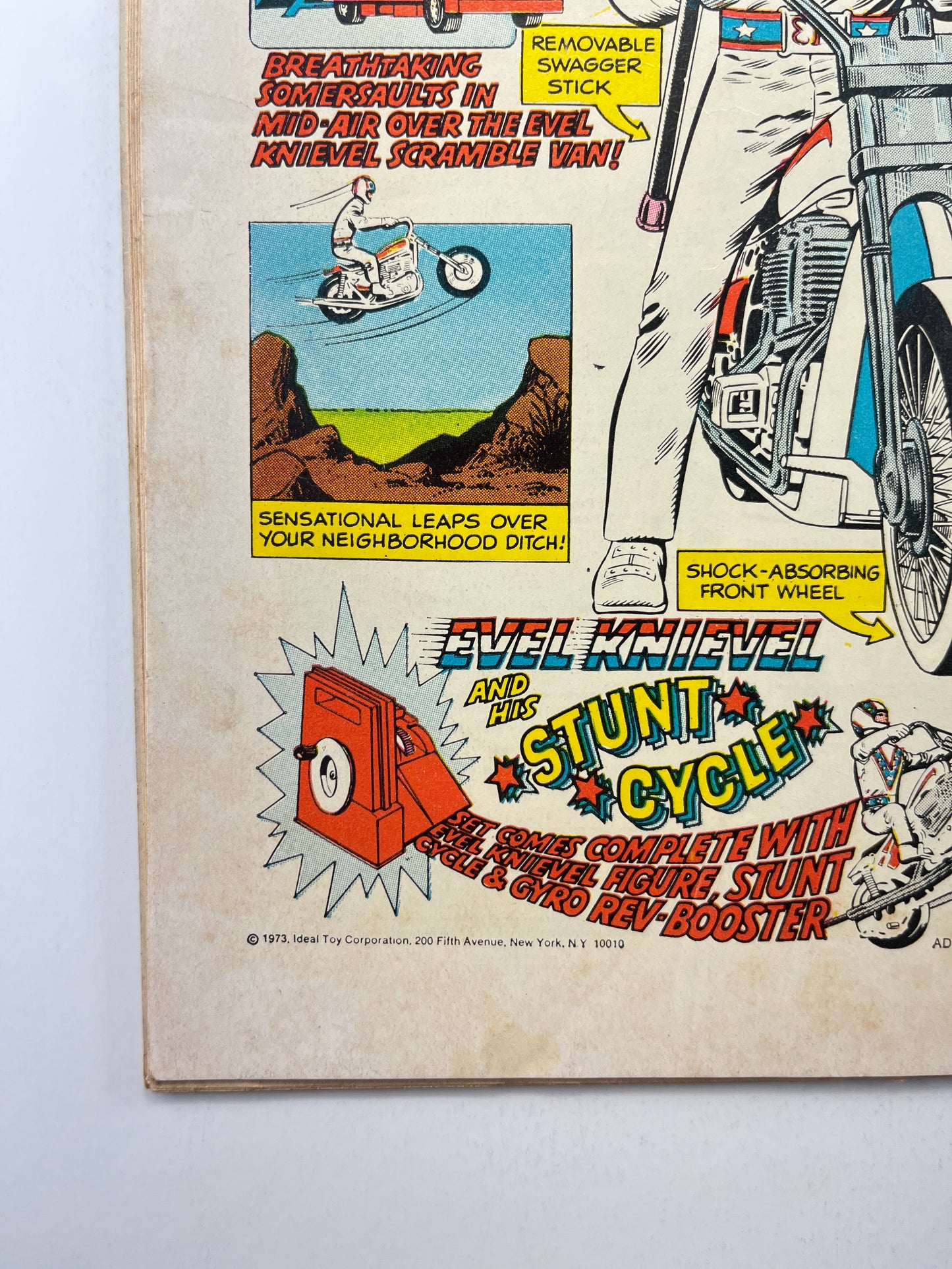 The Tomb of Dracula #17 (Feb 1974) (Blade Appearance)