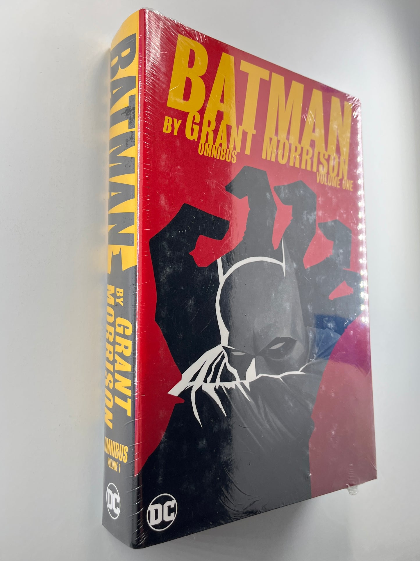 Batman by Grant Morrison Omnibus Vol. 1 HC (Jul 2018) (1st Print Sealed)