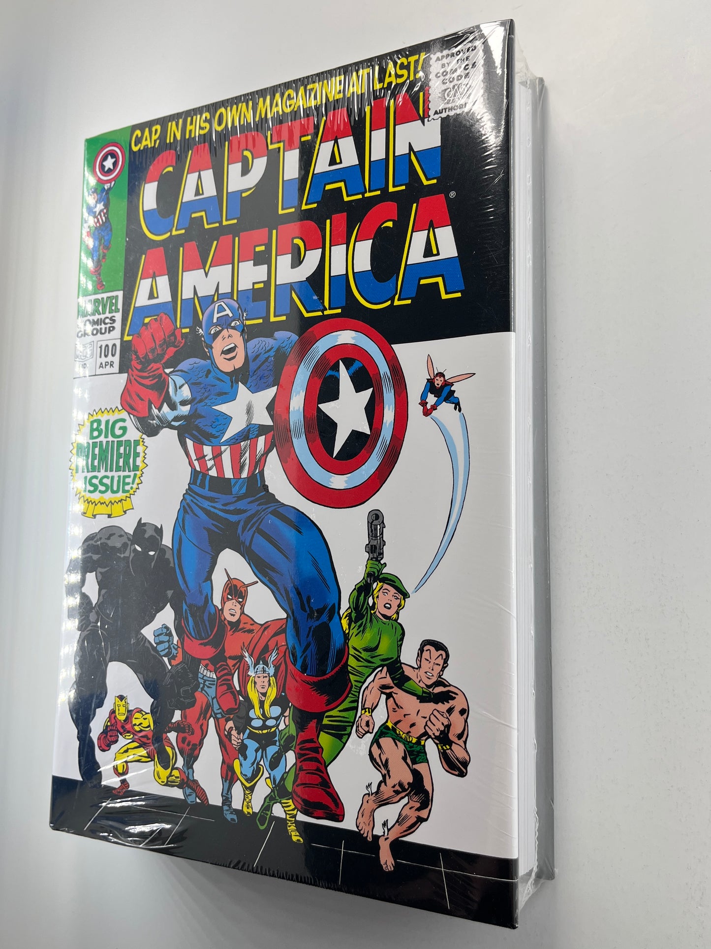Captain America Omnibus Vol. 1 HC 2nd Printing Edition & Captain America Omnibus Vol. 2 HC John Romita Sr. DM Edition (1st Print) (Set)