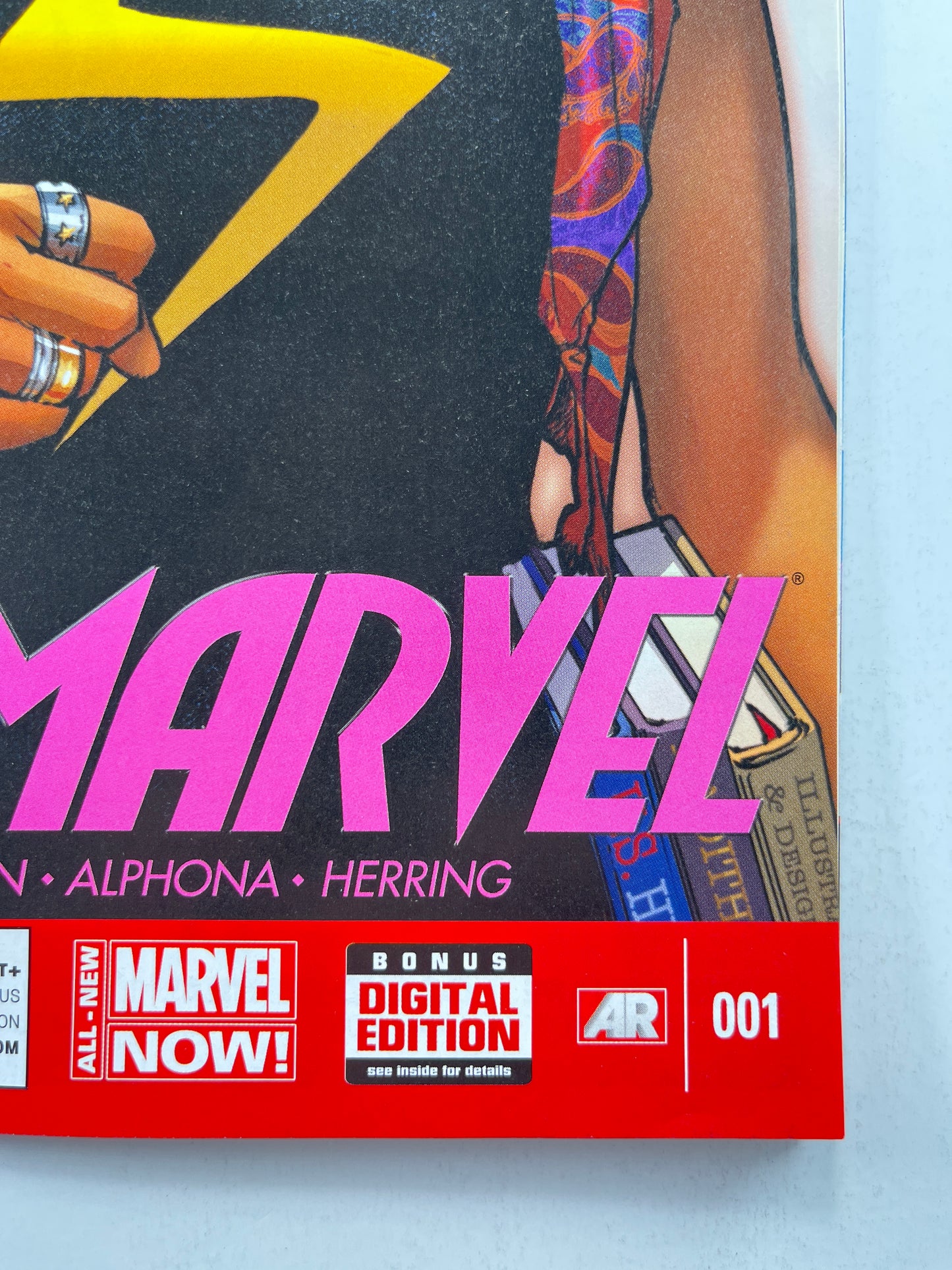 Ms. Marvel #1 (Apr 2014) (High Grade) (1st Full Appearance)