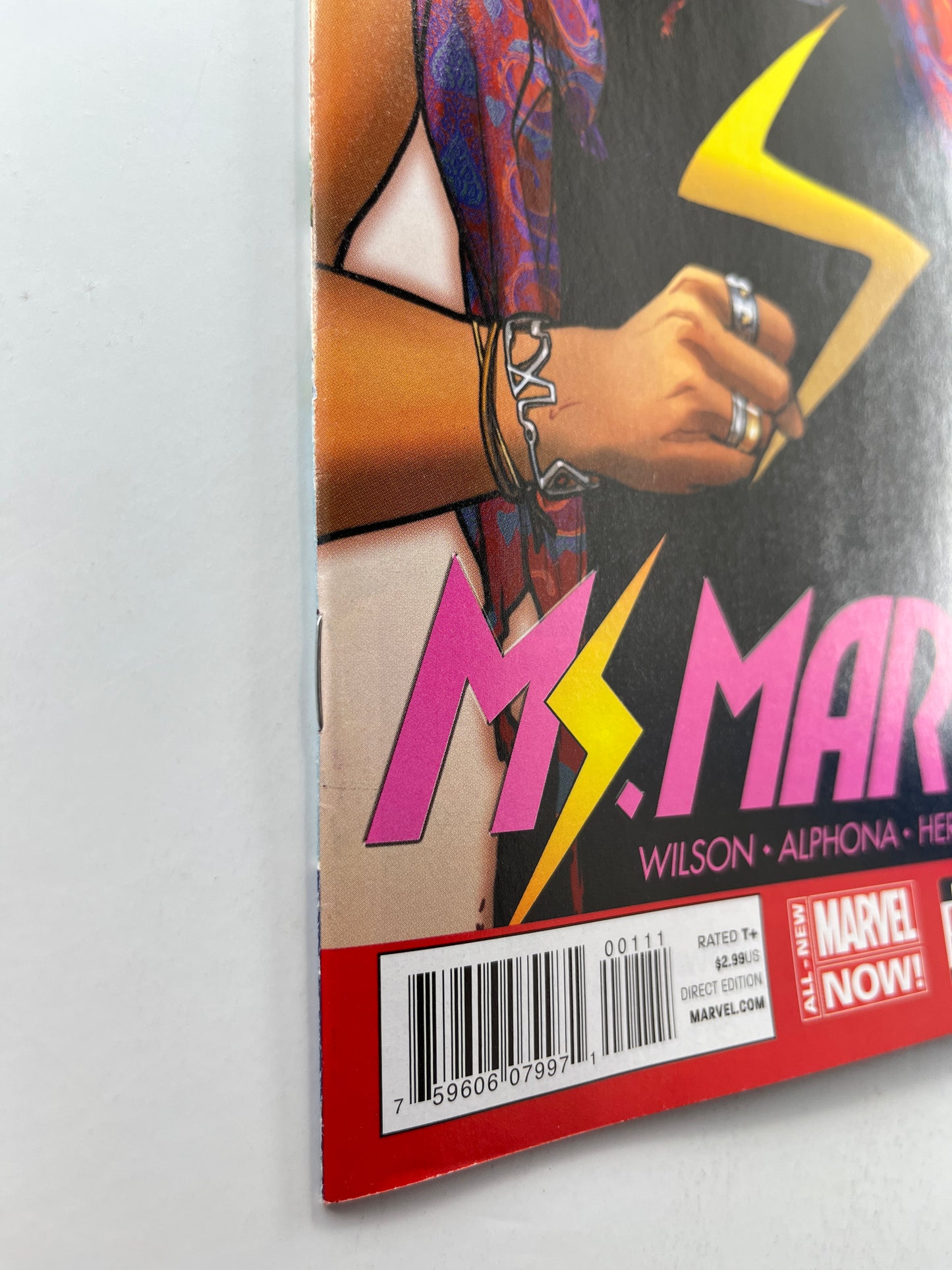 Ms. Marvel #1 (Apr 2014) (High Grade) (1st Full Appearance)