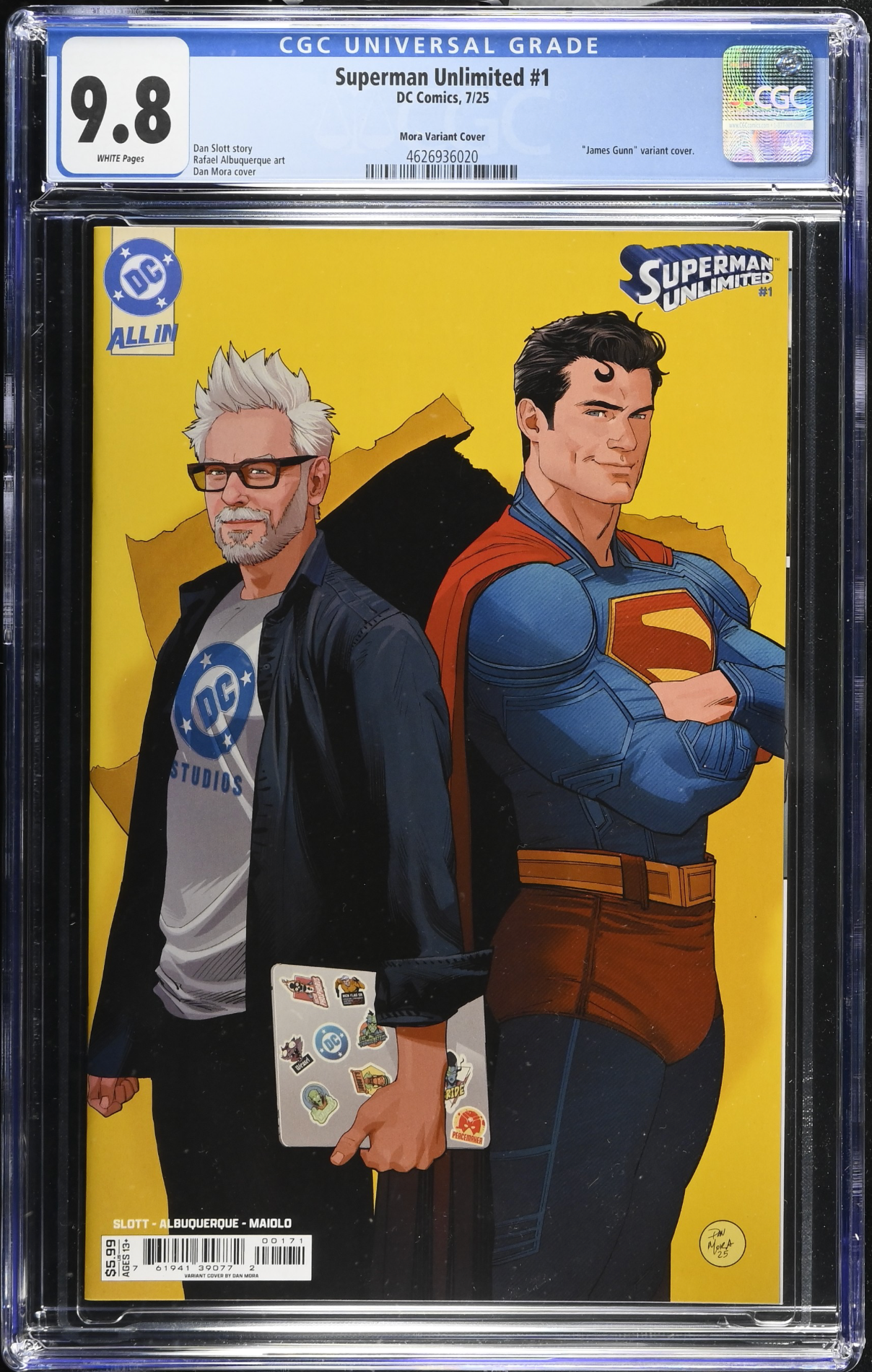 DF SUPERMAN UNLIMITED #1 DAN MORA JAMES GUNN CAMEO VARIANT CGC GRADED (Limit 1 Per Customer) (rel:11/26)